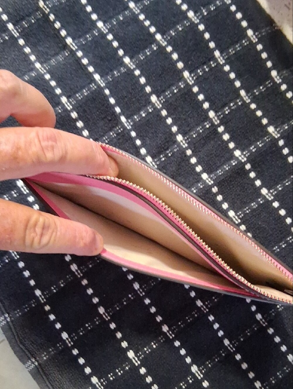 kate spade Pink Saffiano Wristlet Clutch.NWOT - Picture 8 of 10